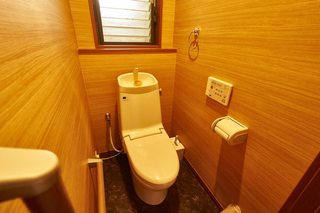 Guesthouse Nijo Fukuro-Tei Kyoto Bagian luar foto