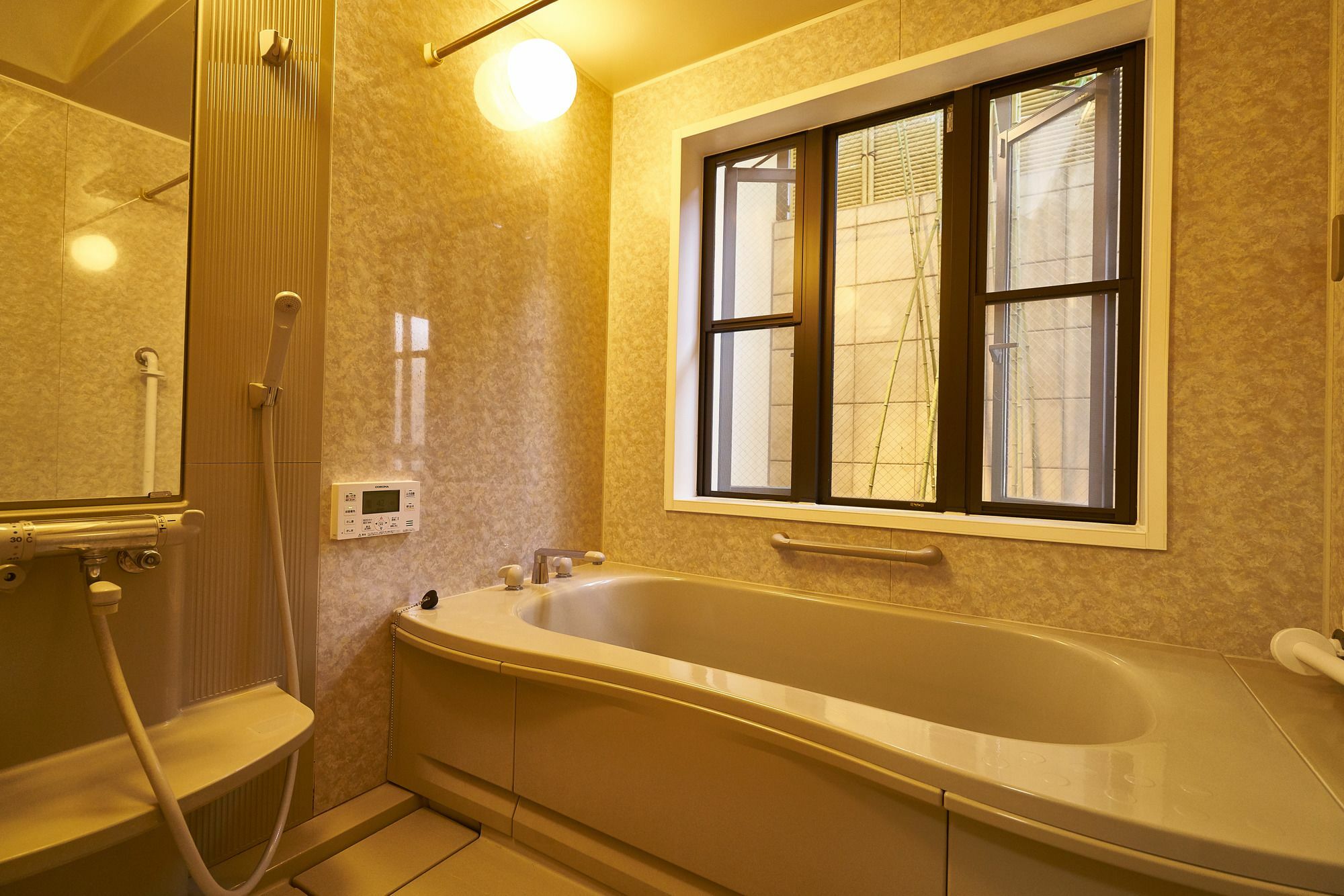 Guesthouse Nijo Fukuro-Tei Kyoto Bagian luar foto